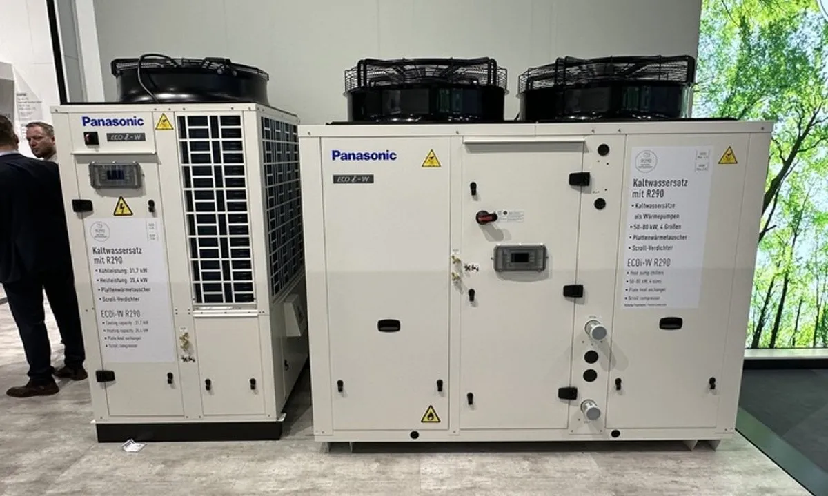 松下发布R290商用热泵冷水机组