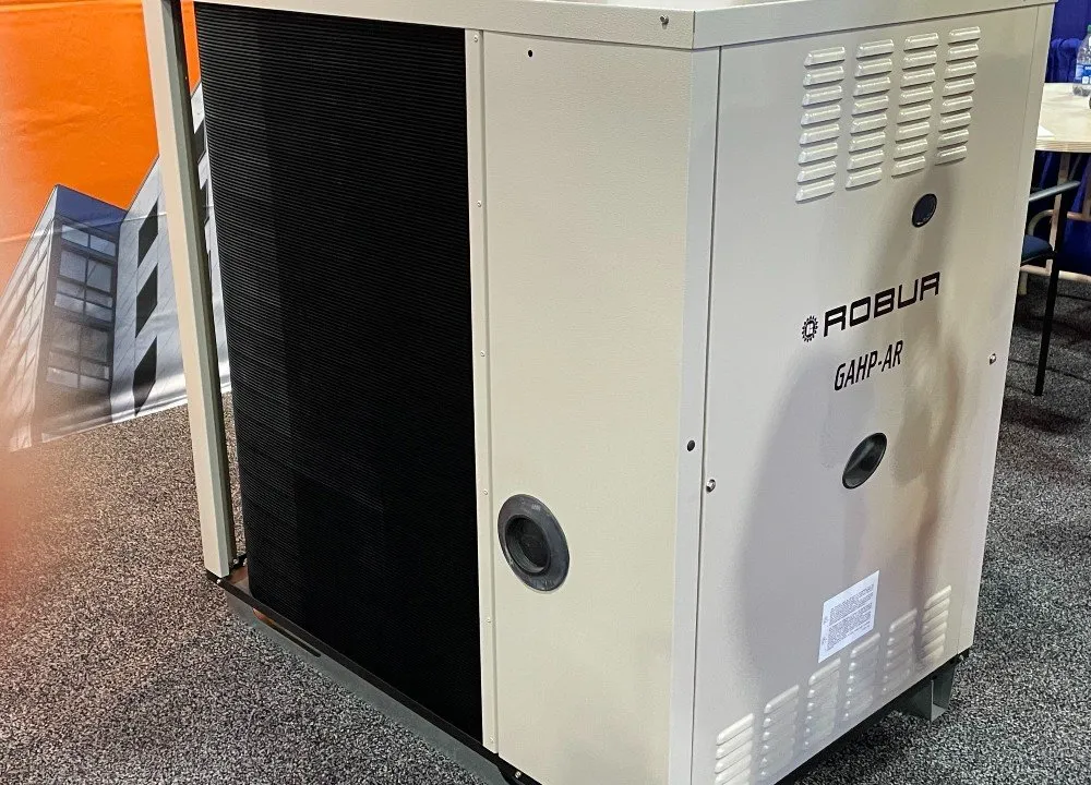 ROBUR展示商用热泵和冷水机组