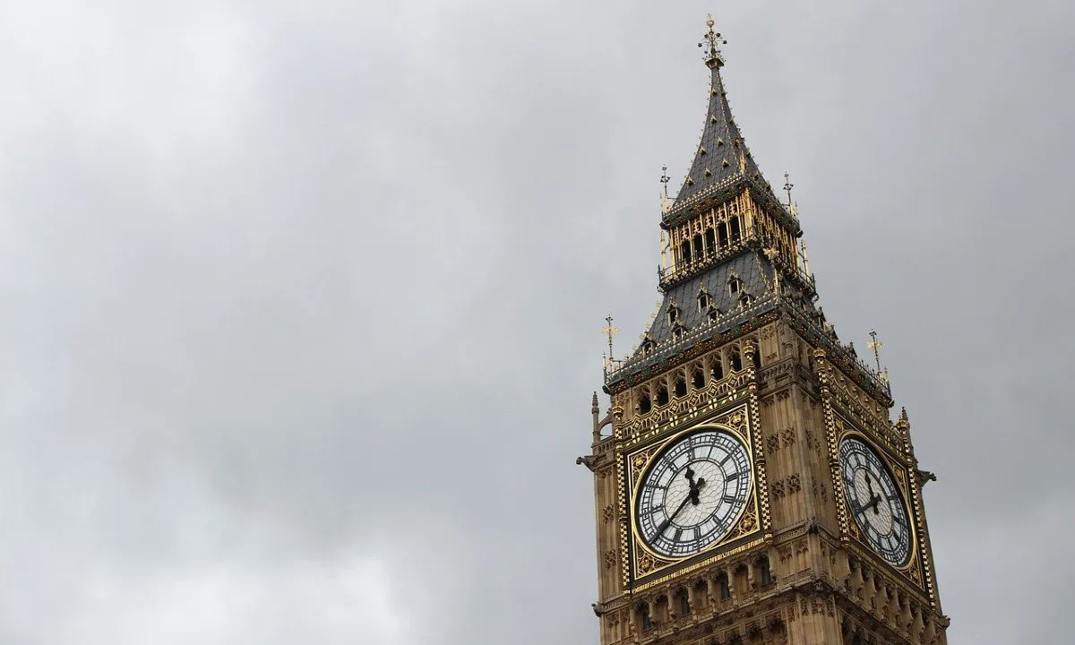 英国以毒性担忧为由呼吁调查TFA
