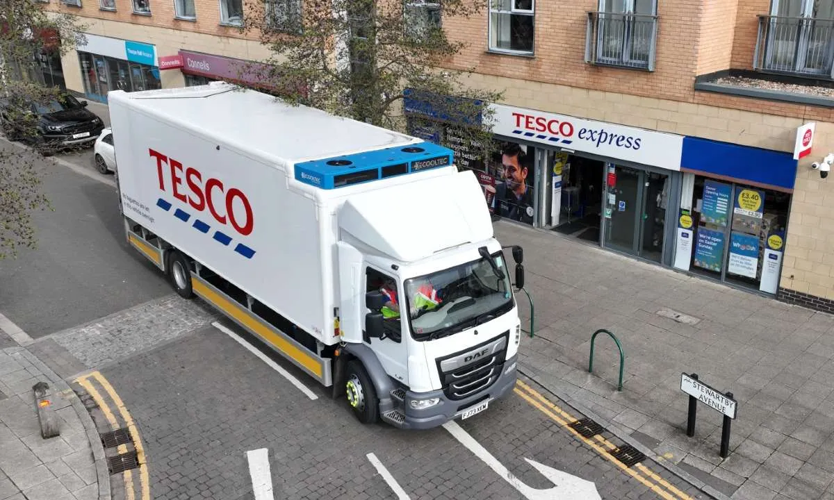 Tesco 继续淘汰氢氟碳化物（HFC）并采用碳氢/二氧化碳（R744）TRU