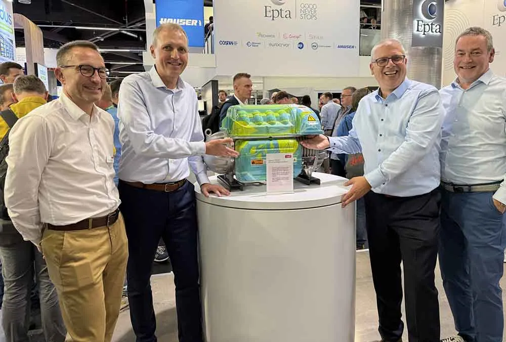 With the new TNS385 at Chillventa earlier this month (left to right): Kristian Strand (president, Danfoss Climate Solutions), Fabio Klein (divisional president,